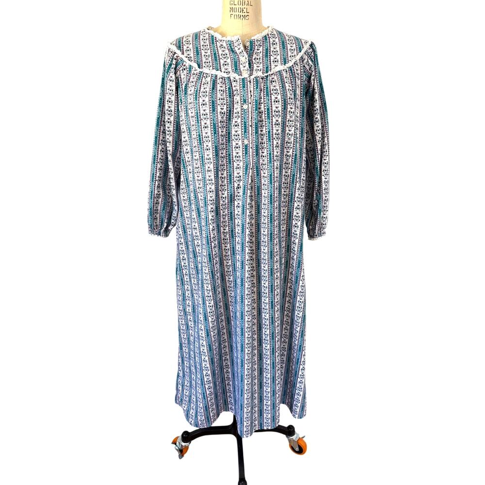 Lanz of Salzburg Tyrolean Flannel Nightgown in Aqua Blue Size XS XSmall